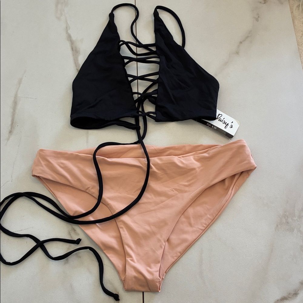 Nwt Dippin' Daisy's Black Lace Up Blush Bottom Bikini Set